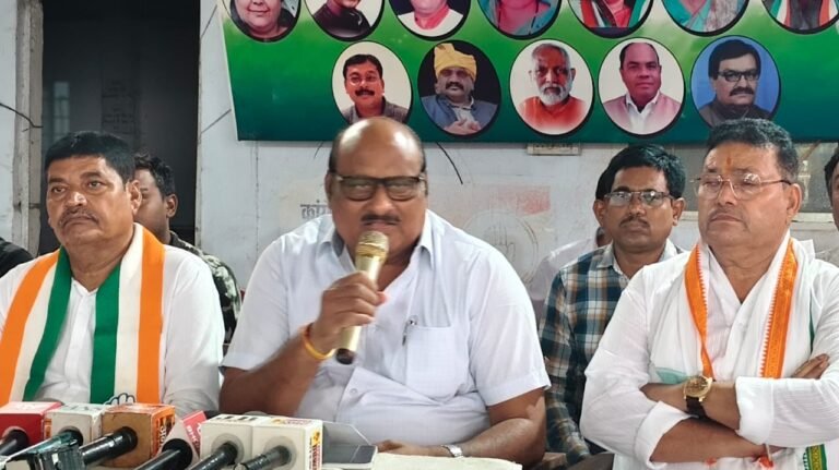 प्रधानमंत्री आवास योजना के अधूरे आवासों को शीघ्र पूरा करे सरकार – जयसिंह अग्रवाल